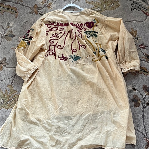 Paper Lace cream embroidered tunic - Picture 4 of 4